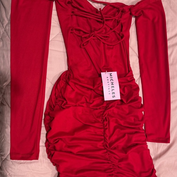 Temptations Red Ruched Bishop Sleeve Cocktail Dress - Picture 4 of 7